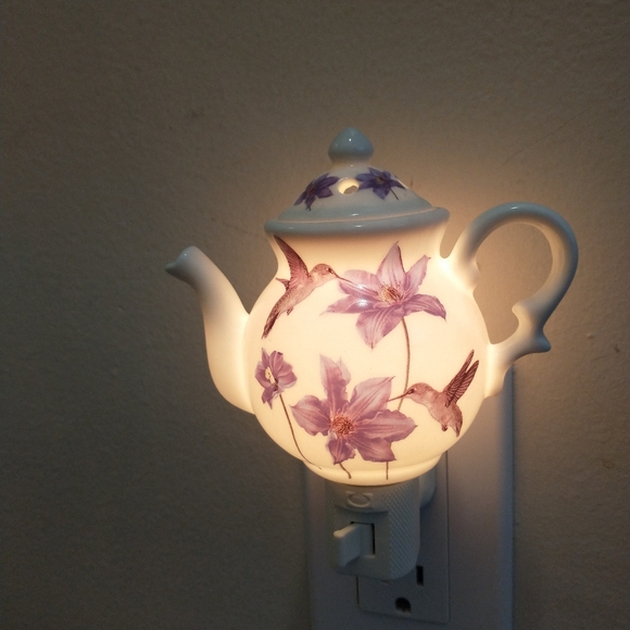 Porcelain Night Light - Picture 2 of 16